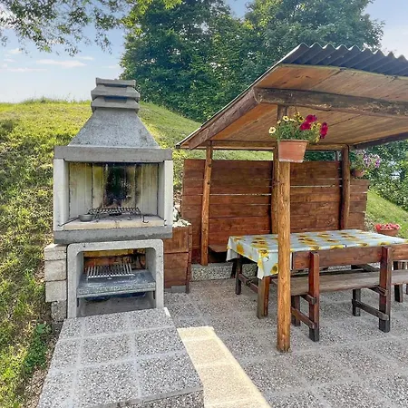 Σπίτι διακοπών In With Wifi